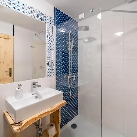 Rosa * שצ'קלארסקה פוראובה